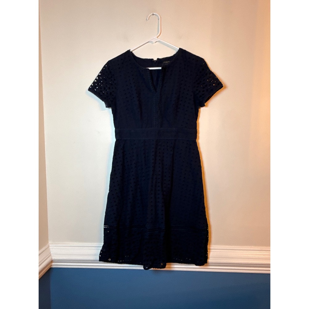 Ann Taylor Eyelet Dress Women 4P Navy Blue Lace V-Neck Short Sleeve A-Line
